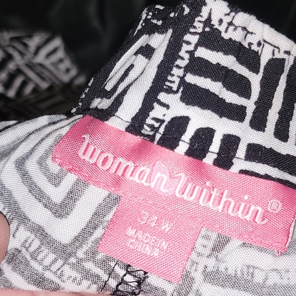 Woman Within Black & White Rayon Pattern Pants 34W NWOT - Picture 5 of 11